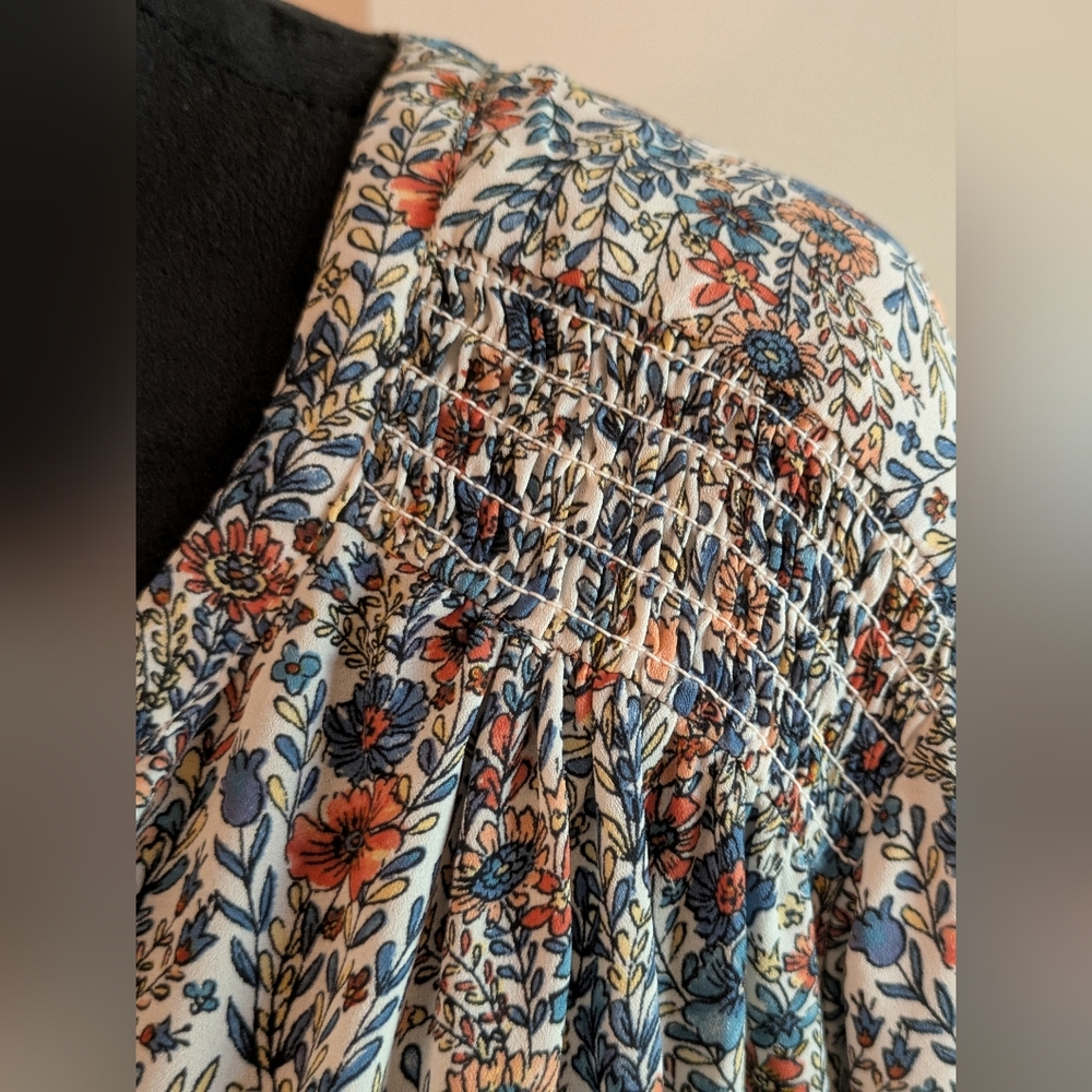 Rose & Olive Multicolor Floral Blouse, 2X - Picture 5 of 9